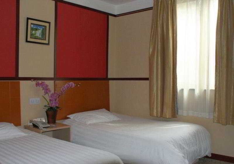 Fengye Super8 Lujiazui Hotel Shanghai Exterior photo
